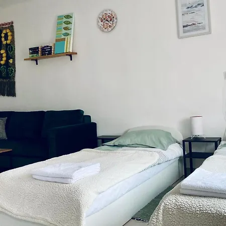 Lägenhet Domek Nad Jeziorem Dobskim Fuleda